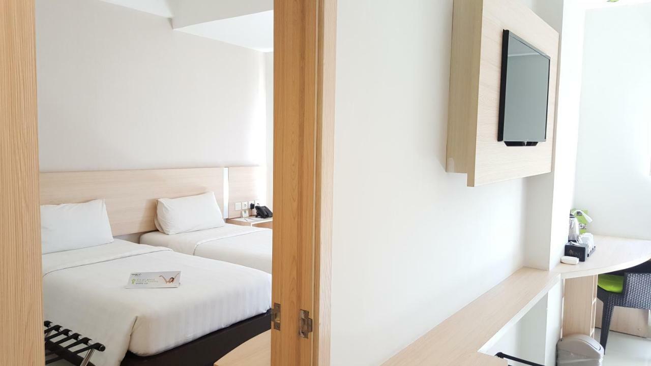 Whiz Prime Hotel Sudirman Μακασάρ Εξωτερικό φωτογραφία
